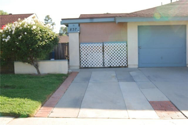 Property Photo:  837 Vallejo Avenue  CA 93065 