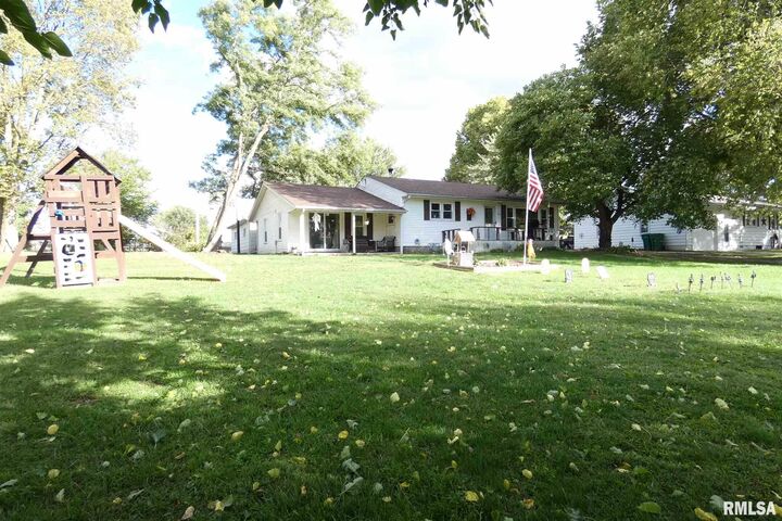 216 Si Reed  East Peoria IL 61611 photo