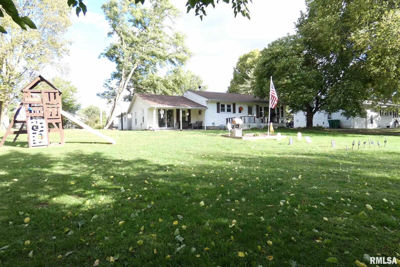 Property Photo: 216 Si Reed IL 61611