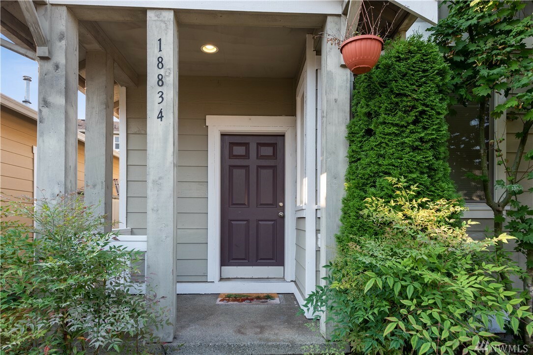 Property Photo: 18834 142nd Ct NE WA 98072