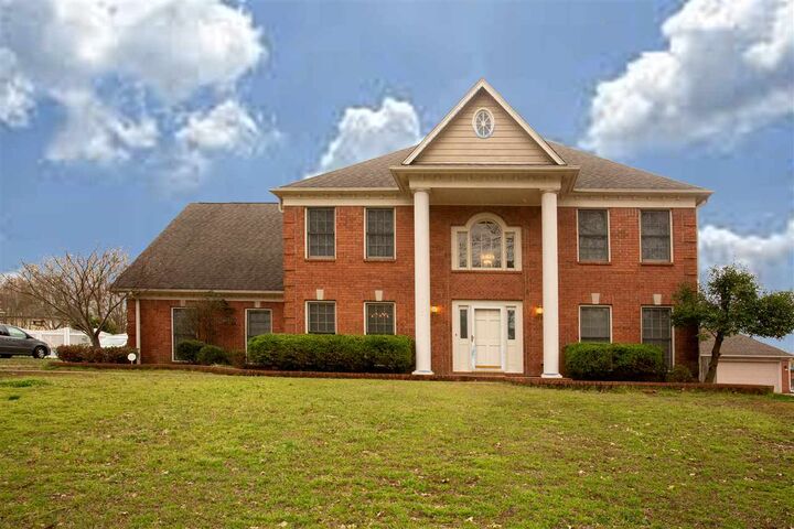 1173 Wincreek Dr  Collierville TN 38017 photo