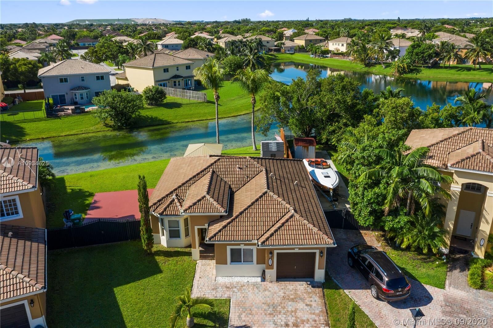 Property Photo: