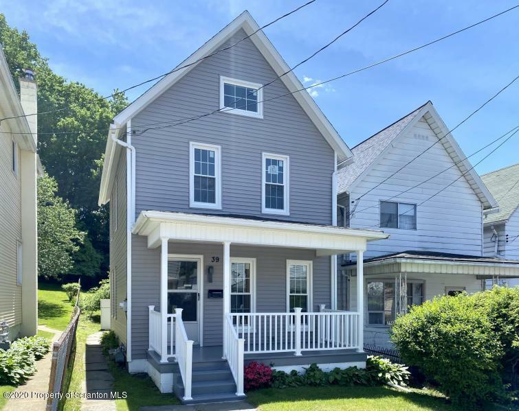 Property Photo:  39 Curtis Street  PA 18640 