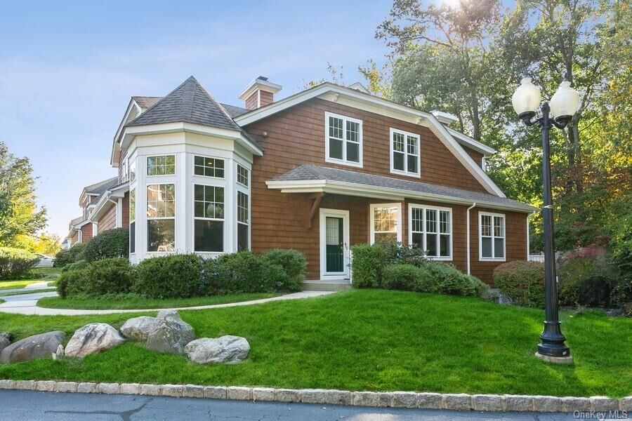 Property Photo:  31 Wyldwood Drive  NY 10591 
