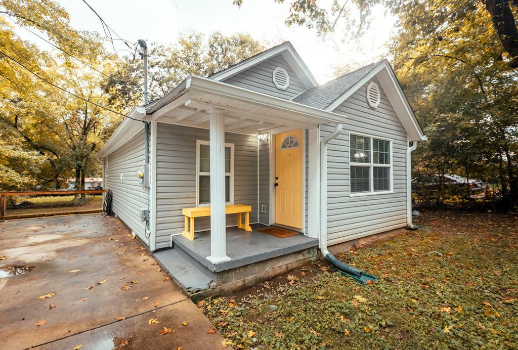 Property Photo:  960 15th Street NE  TN 37311 