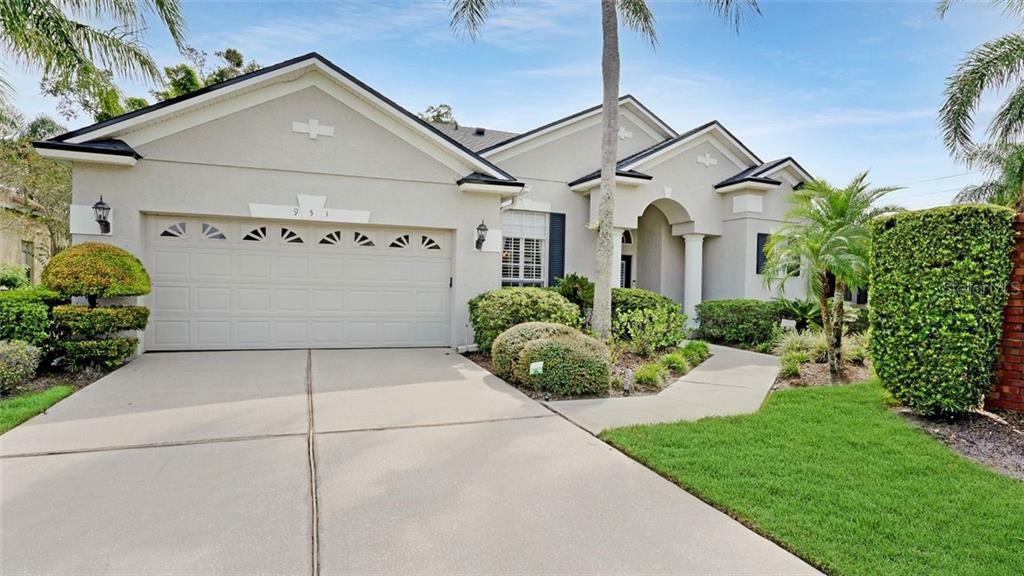Property Photo: 951 Longwood Club Place FL 32750