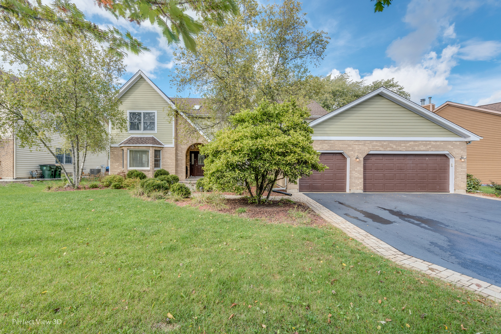 Property Photo:  774 West Roanoke Court  IL 60067 