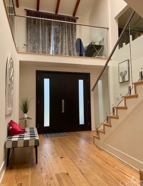 Property Photo:  901 N Peck Avenue  CA 90266 