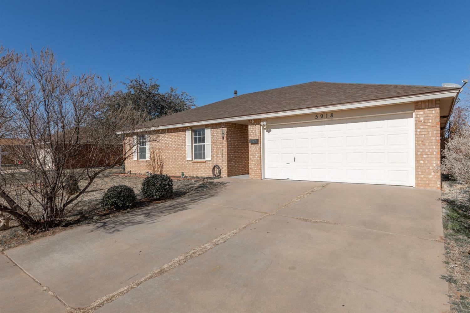 Property Photo:  5918 10th Drive  TX 79416 