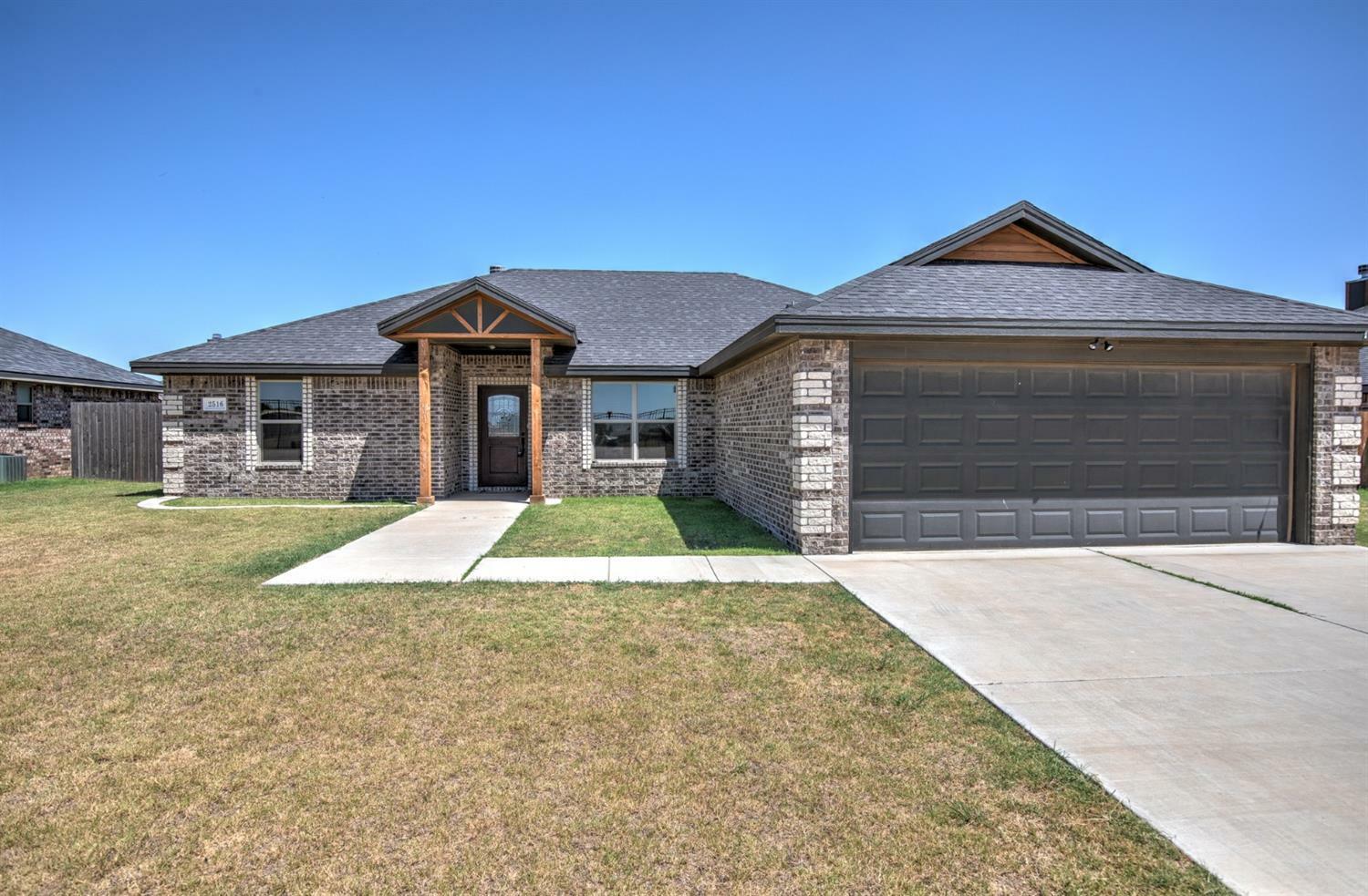 Property Photo:  2516 Kent Street  TX 79415 