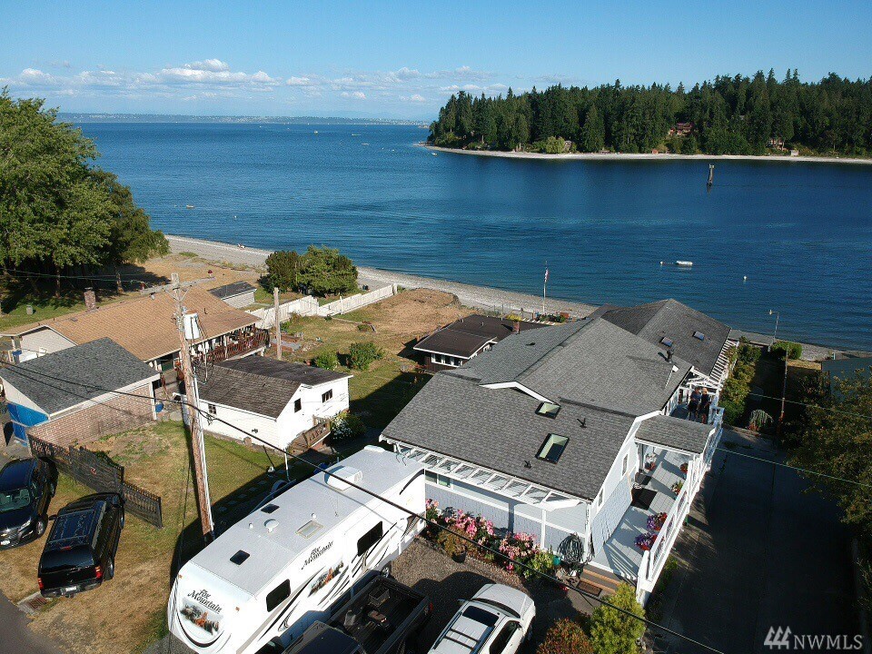 Property Photo: 17762 Angeline Ave S WA 98392