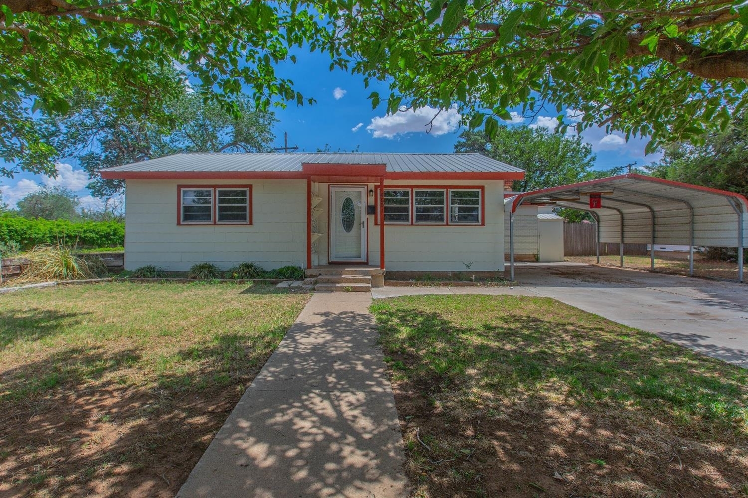 Property Photo:  4601 45th Street  TX 79414 