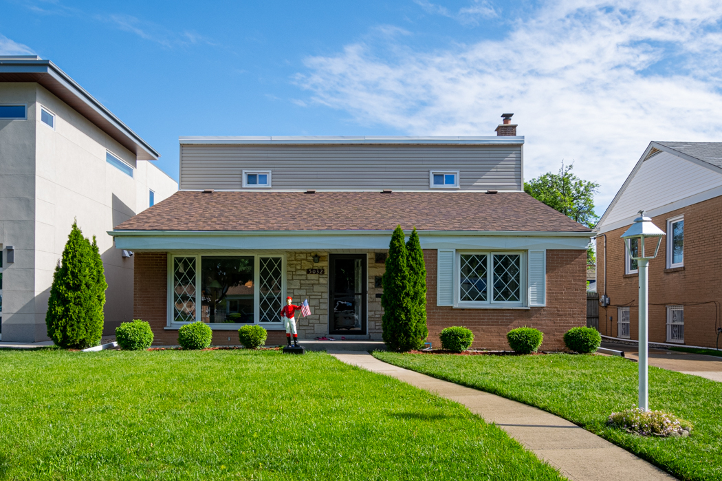 Property Photo: 5032 Fitch Avenue IL 60077