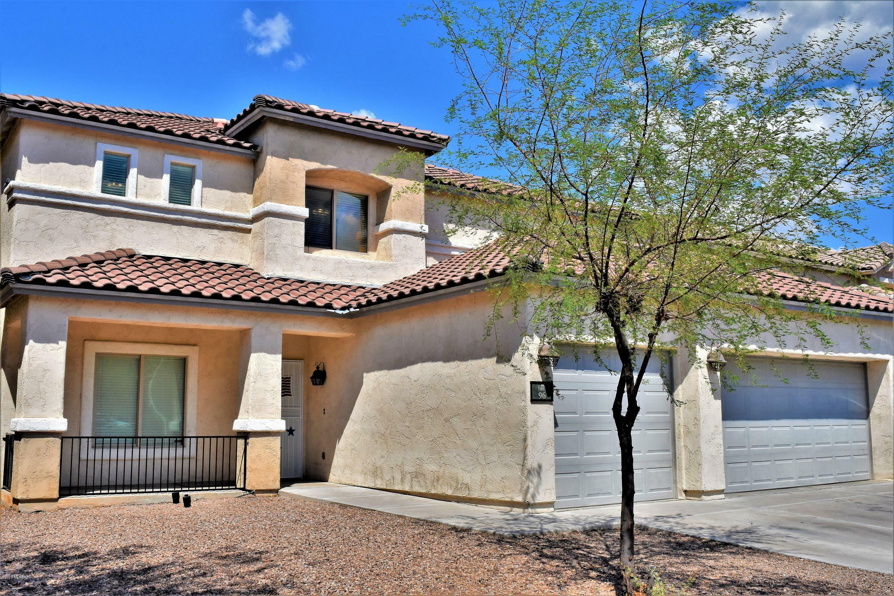 Property Photo:  96 W Calle Cascara  AZ 85629 