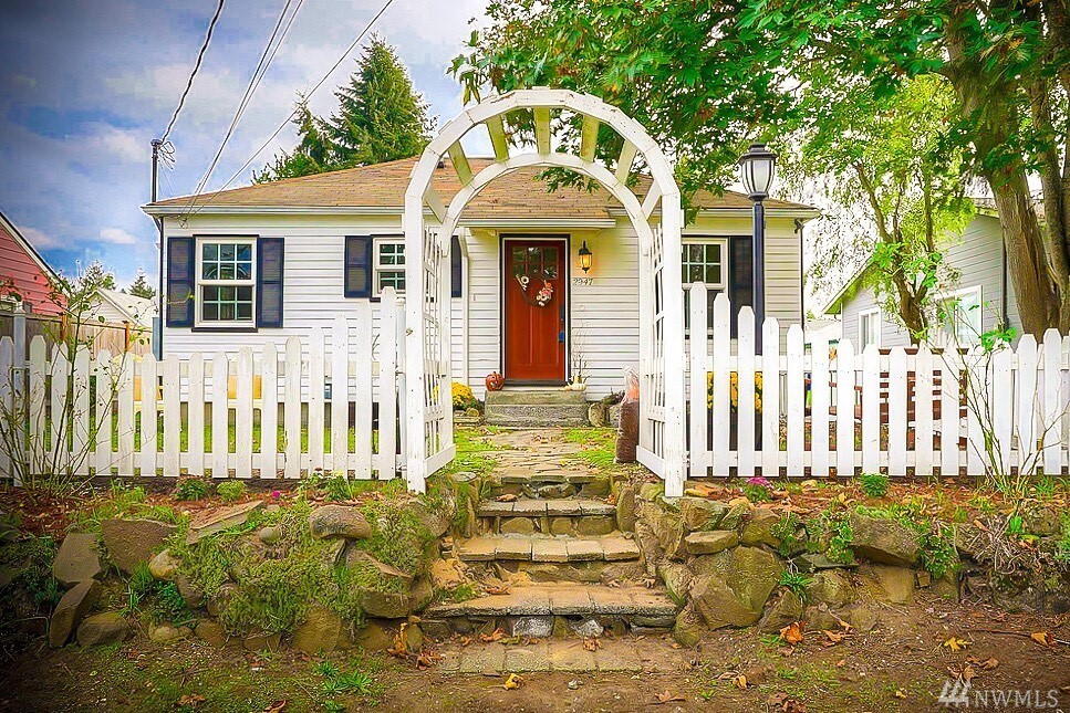 Property Photo: 2947 NE 38th Ave WA 98422