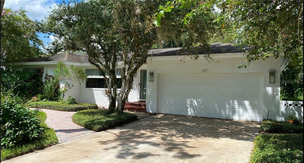 Property Photo:  2011 Howard Drive  FL 32789 