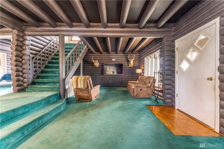 Property Photo:  107 Pioneer Lane  WA 98802 