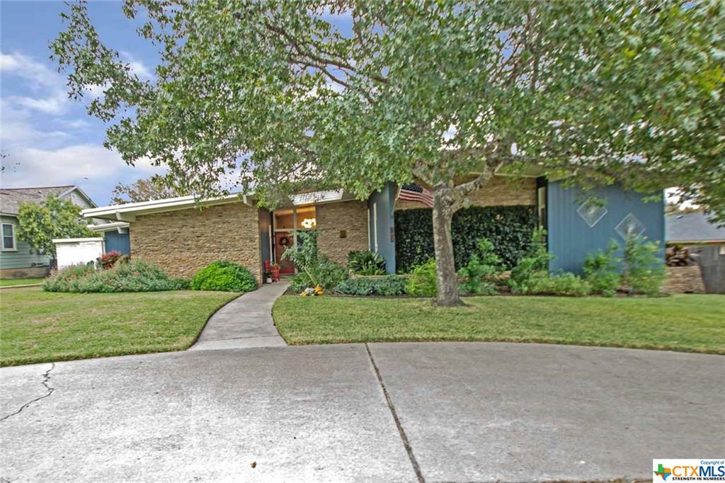 Property Photo:  707 Park Street  TX 76528 