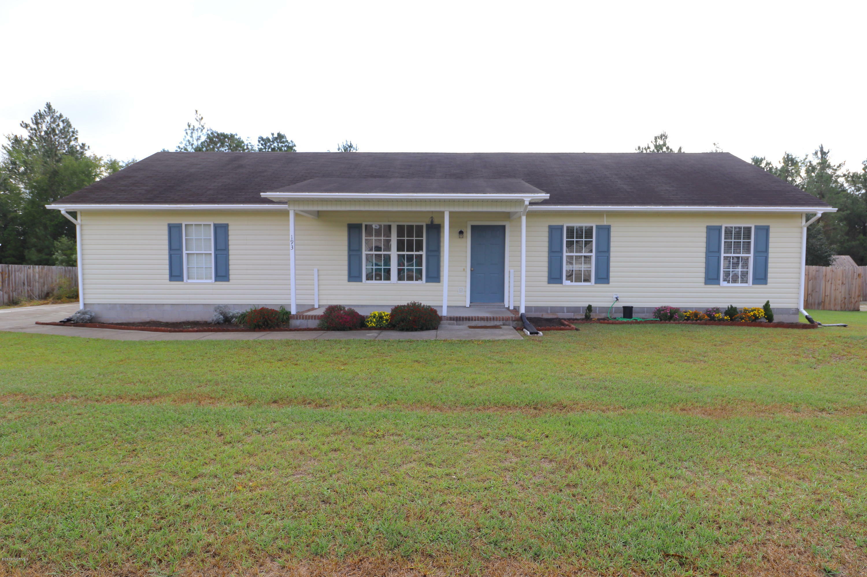 Property Photo:  193 Liberty Park Road  NC 28540 