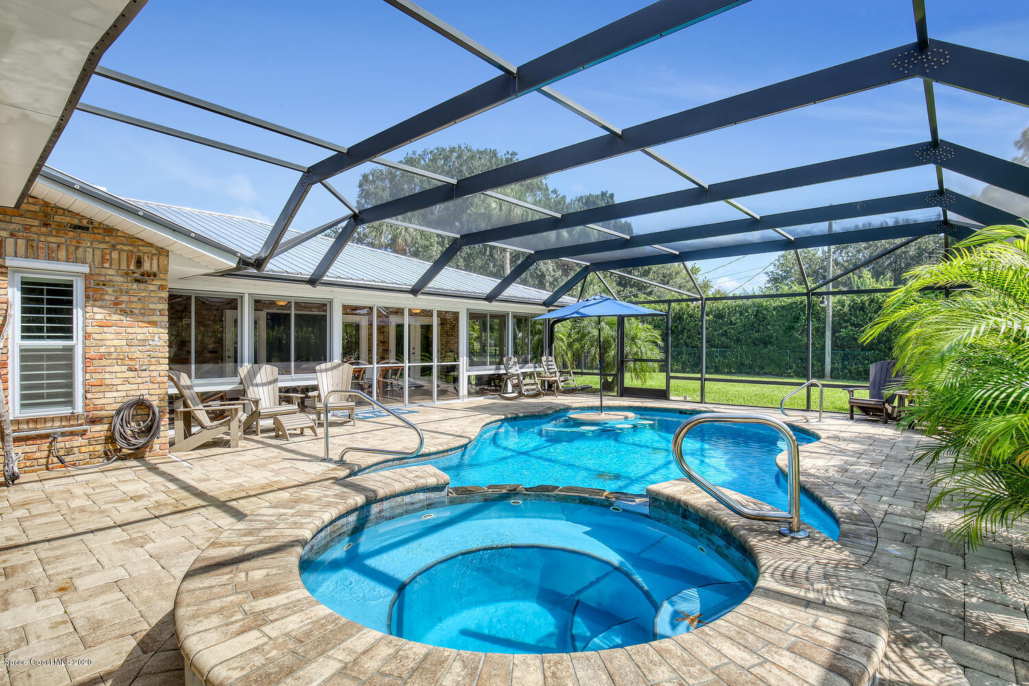 Property Photo: 5285 Pina Vista Drive FL 32934