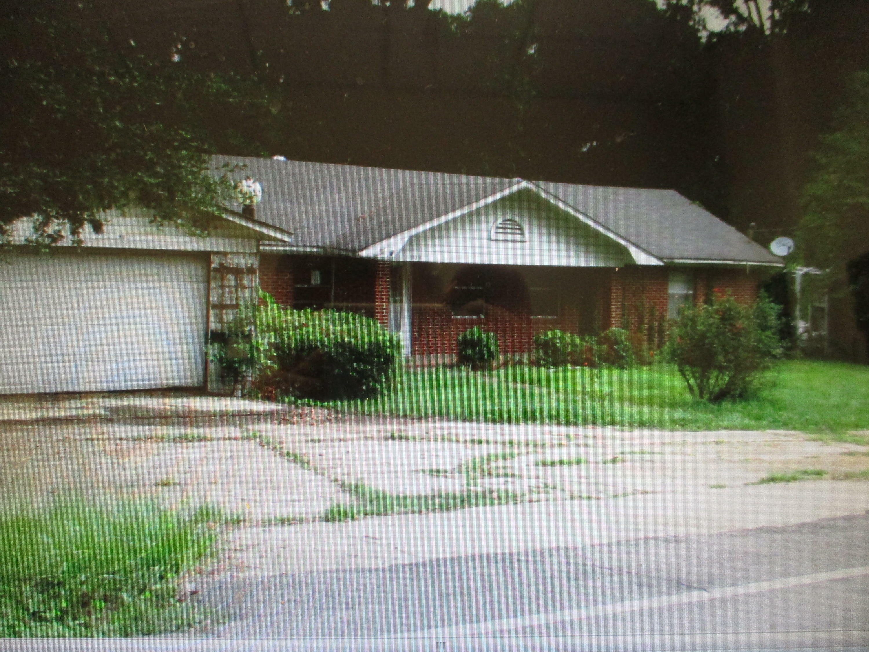 Property Photo:  903 Dogwood Ave.  MS 39476 