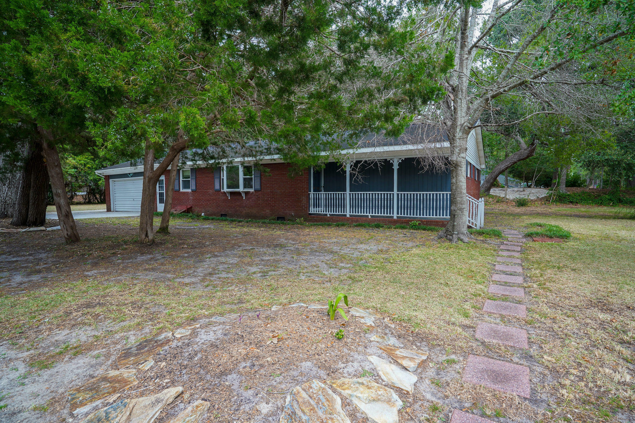 Property Photo:  117 Holly Road  NC 28512 