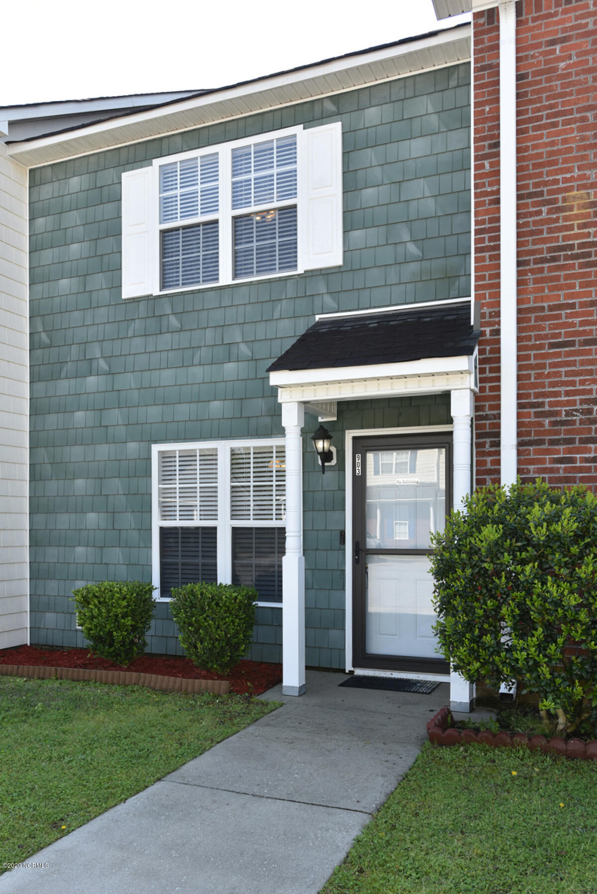 Property Photo:  903 Springwood Drive  NC 28546 