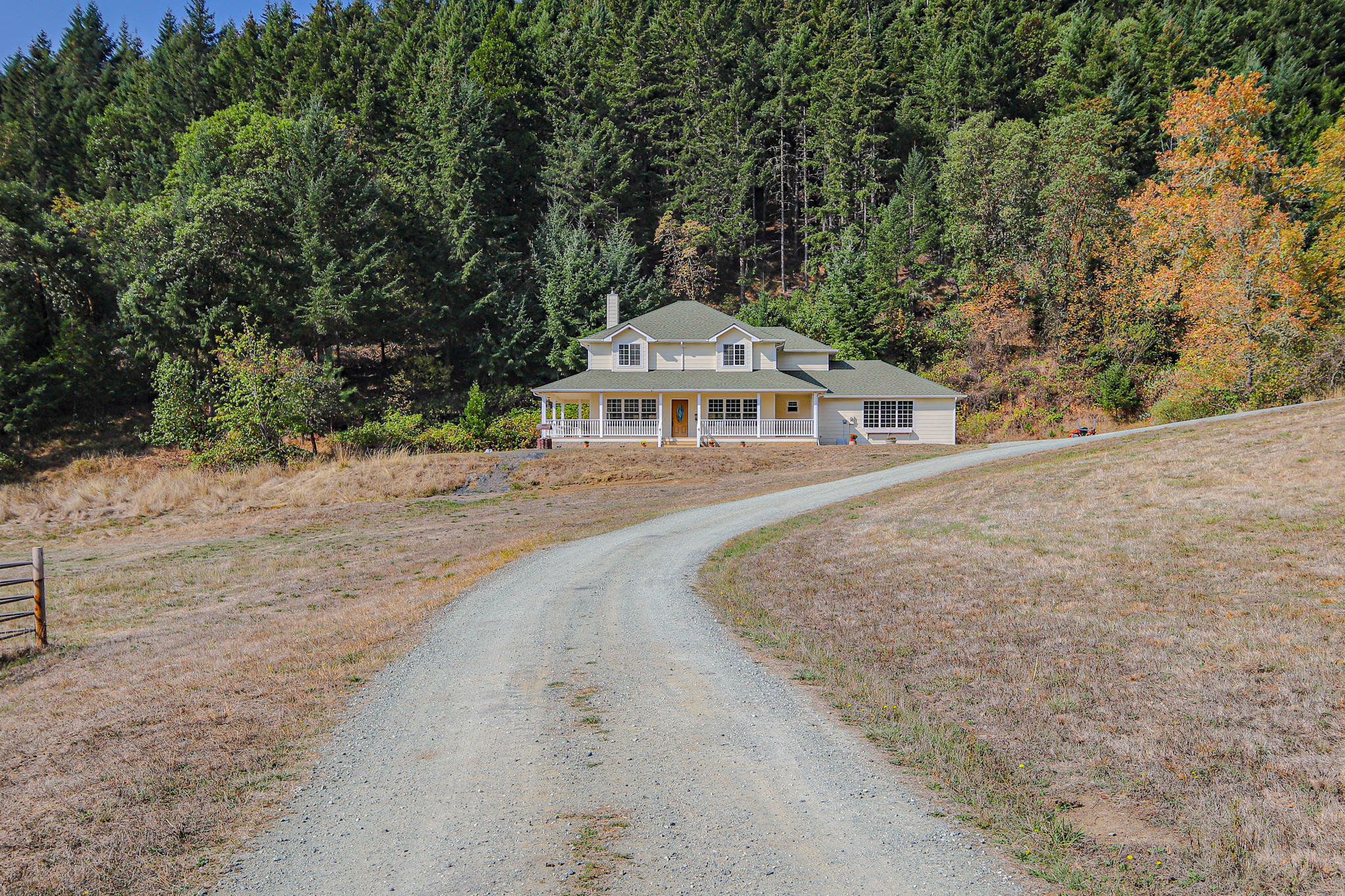 Property Photo:  1310 Spring Brook Road  OR 97457 