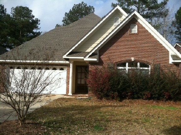 Property Photo:  10 Cottage Park  MS 39402 