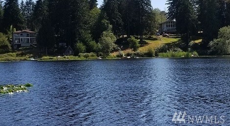 Property Photo:  1417 S Lake Stickney Dr  WA 98087 