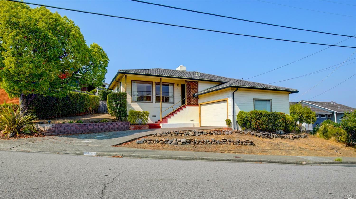 Property Photo:  14 Ridgewood Drive  CA 94901 