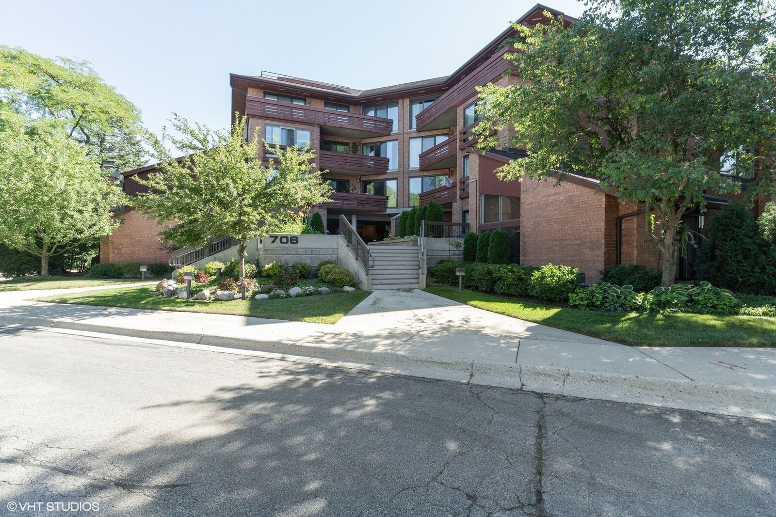 Property Photo: 706 Waukegan Road C308 IL 60025