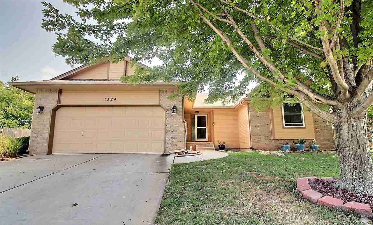 Property Photo:  1324 S Hilltop Rd  KS 67037 