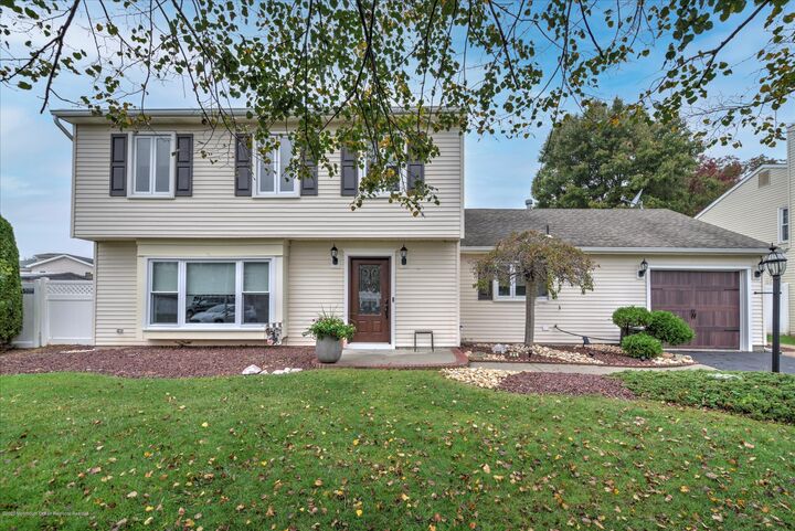 1 Rachel Court  Howell NJ 07731 photo