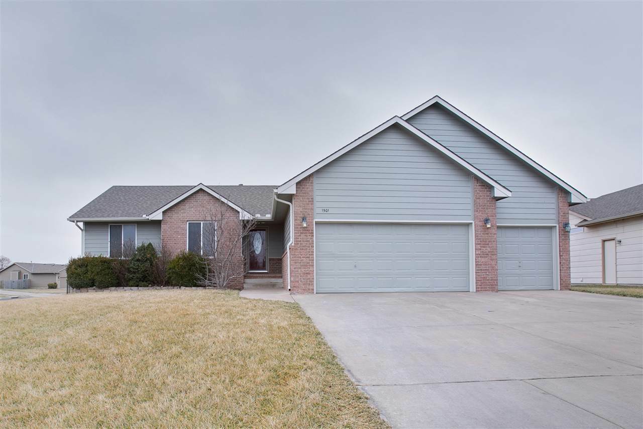 Property Photo:  1501 N McRae Dr  KS 67052 