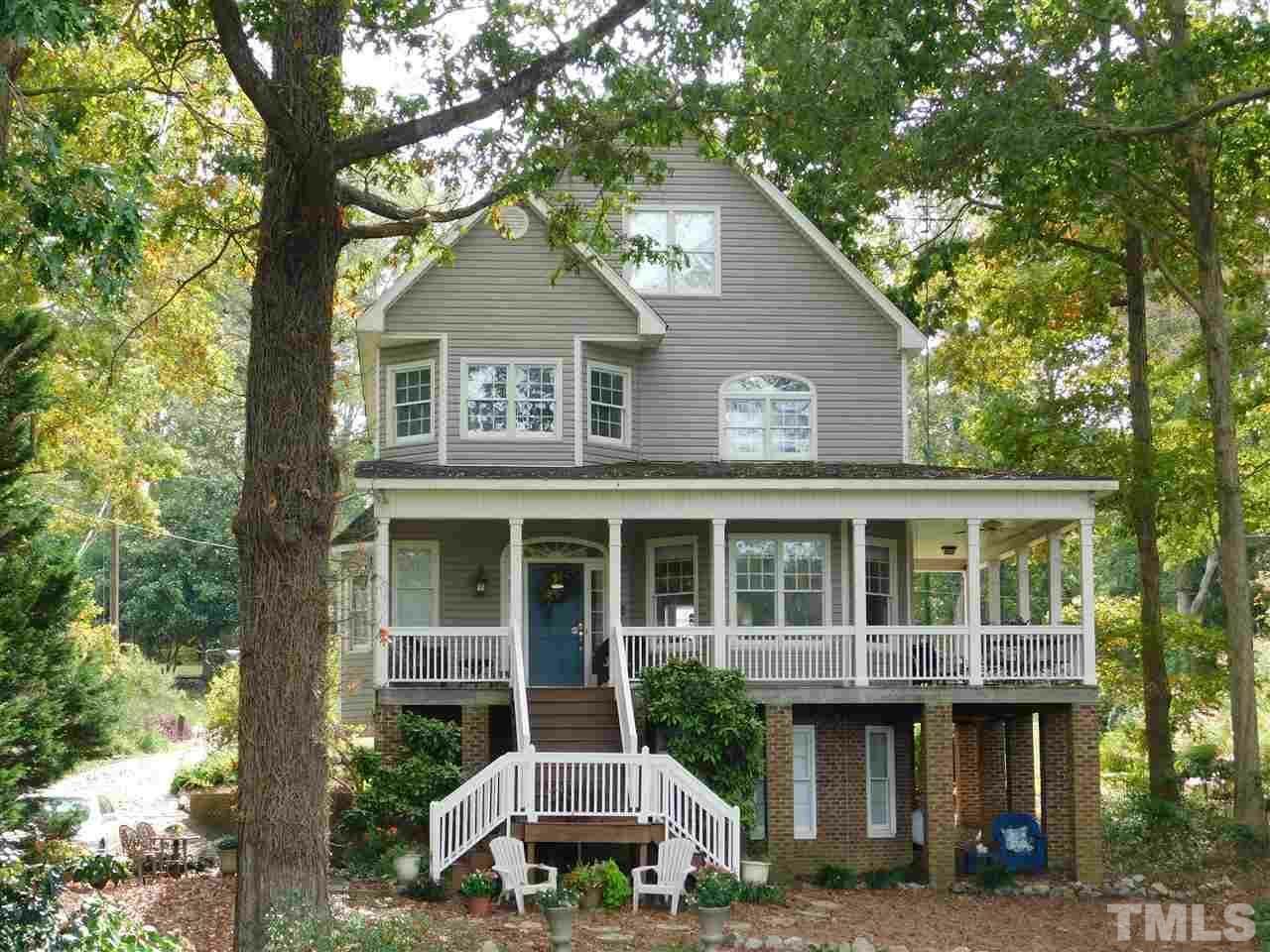 Property Photo:  2608 Holiday Avenue  NC 27597 