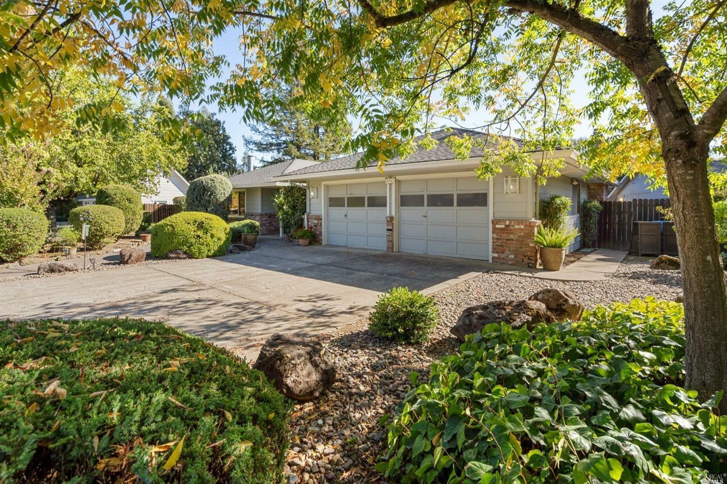 4992 Arcadia Drive  Santa Rosa CA 95401 photo