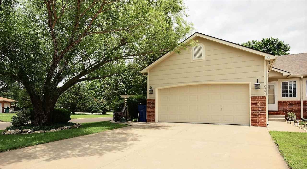 Property Photo:  1022 Cedar Point Cir  KS 67133 