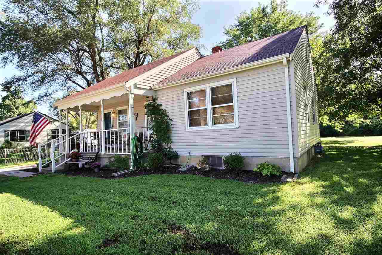 Property Photo:  2730 N Richmond St  KS 67204 