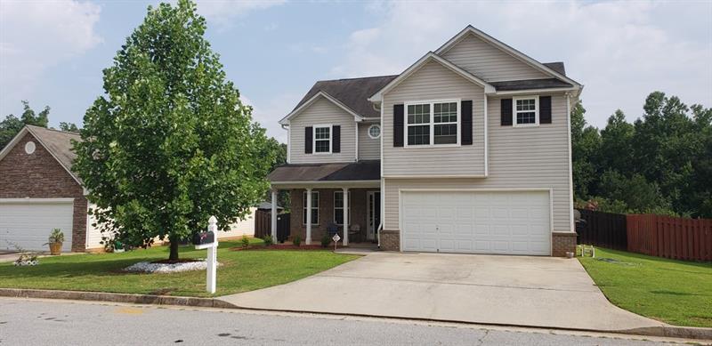 Property Photo: 2438 Garnet Avenue GA 30296