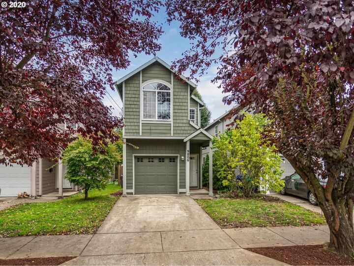 9806 N Clarendon Ave  Portland OR 97203 photo