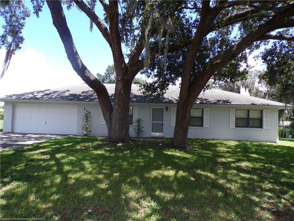 Property Photo:  115 Loquat Road NW  FL 33852 