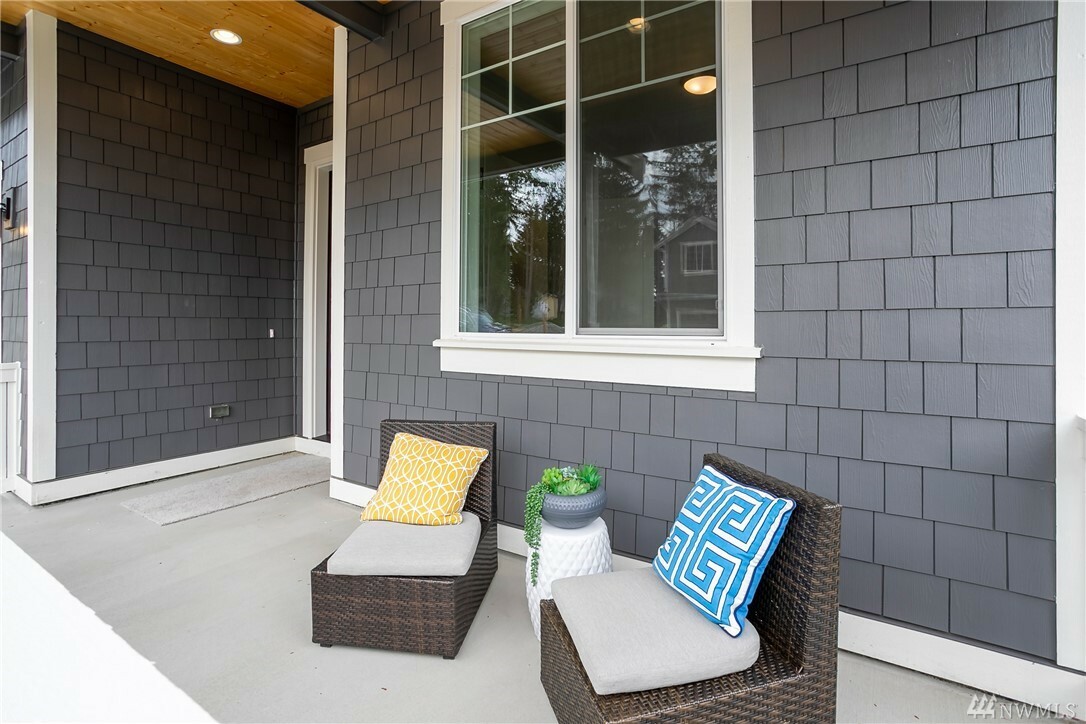 Property Photo: 11258 Malcolm Dr Ave NW WA 98383
