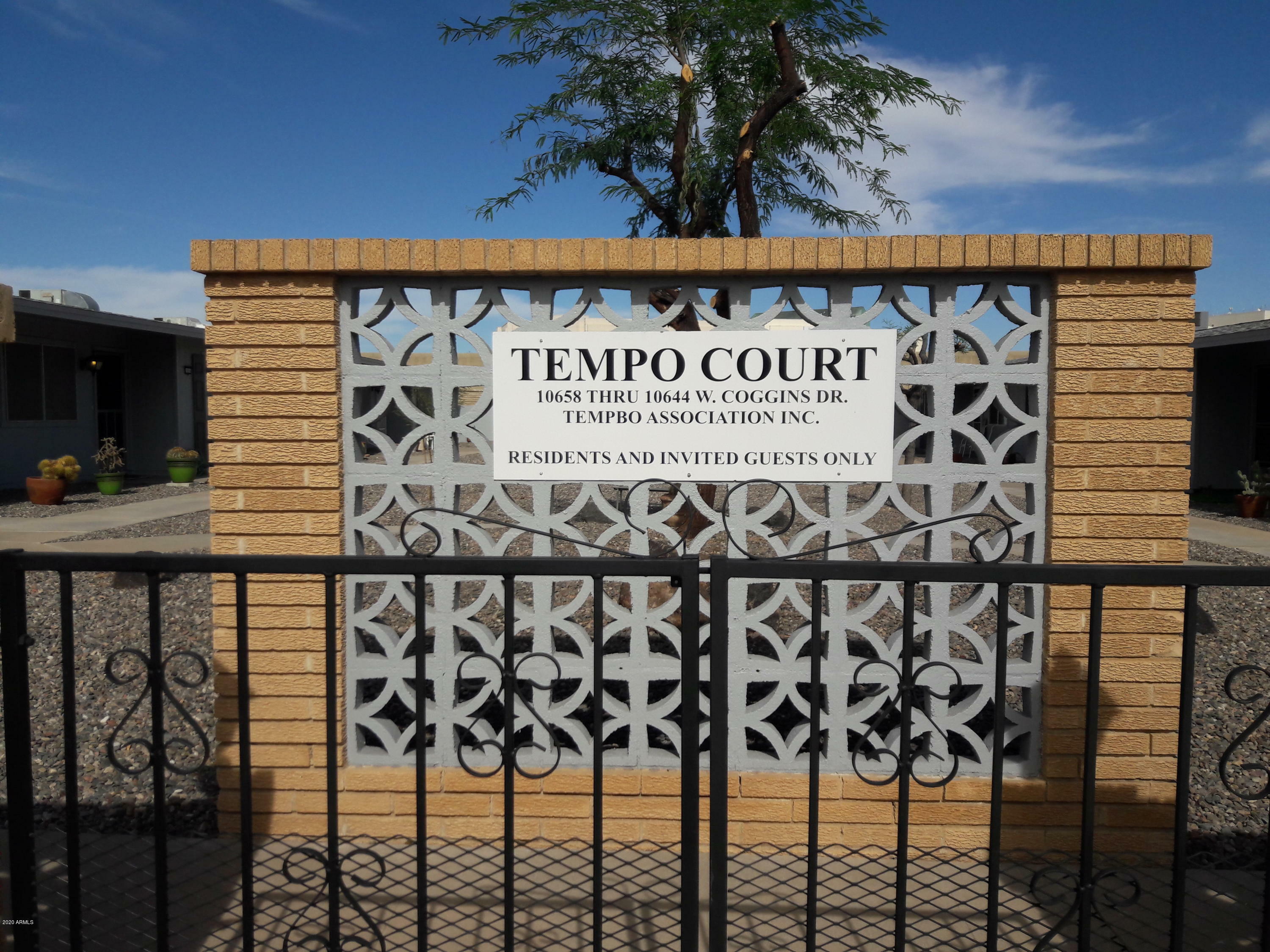 Property Photo: 10654 W Coggins Drive AZ 85351