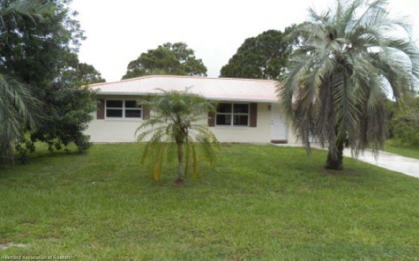 Property Photo:  1614 Chatsworth Street  FL 33852 