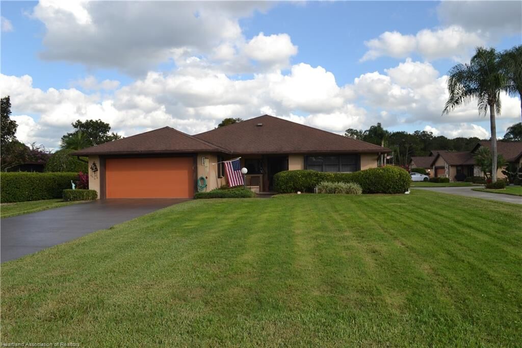 Property Photo: 3129 Sugar Pine Circle FL 33872