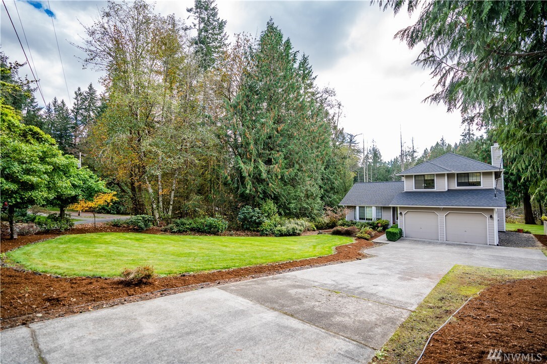 Property Photo: 8701 Laguna Dr SW WA 98512