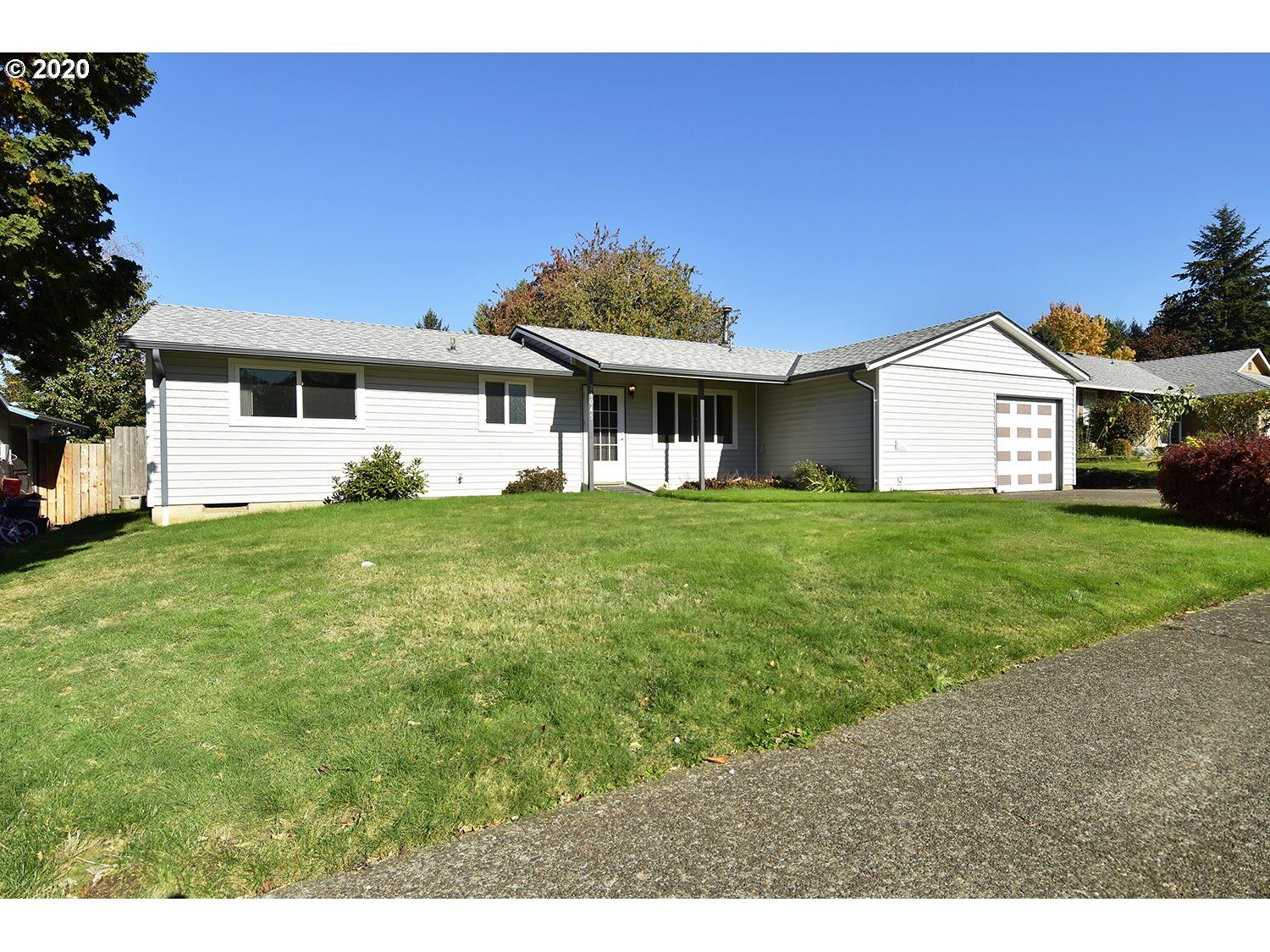 Property Photo:  21045 SE Yamhill St  OR 97030 