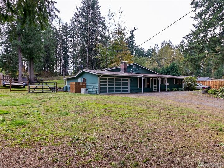 Property Photo: 20439 SE 281st St WA 98042