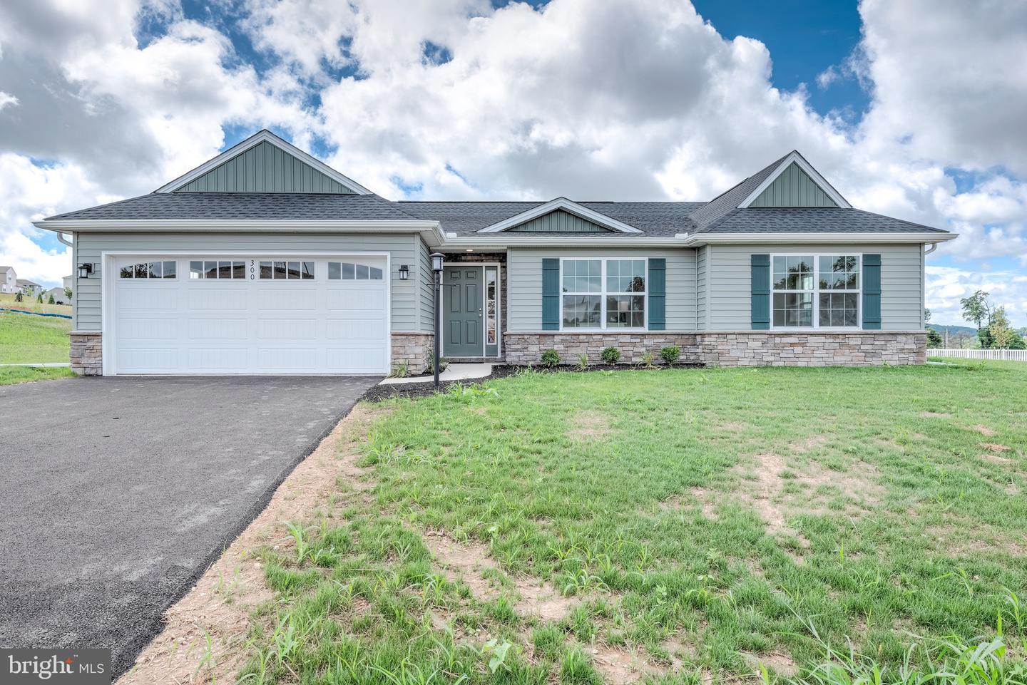 Property Photo: 222 Eagle Road PA 17019